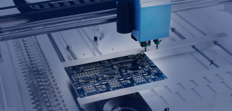 O processo de desenvolvimento da tecnologia de montagem de superf&iacute;cie